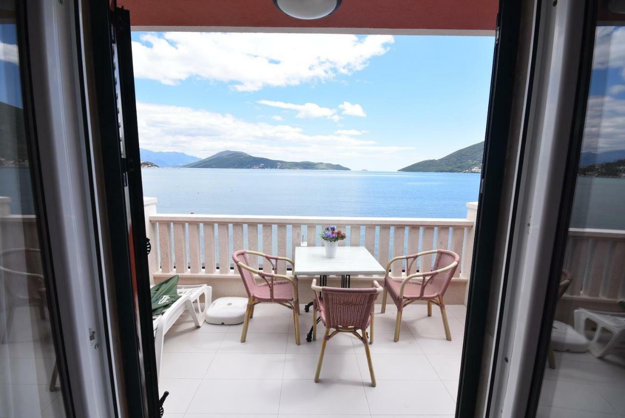 Appartamento Grifone Coastline Herceg Novi Esterno foto